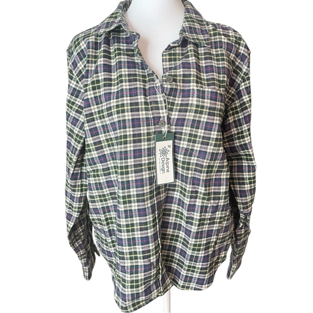 Alpine Design Women’s Plaid Button-Up Shirt NWT